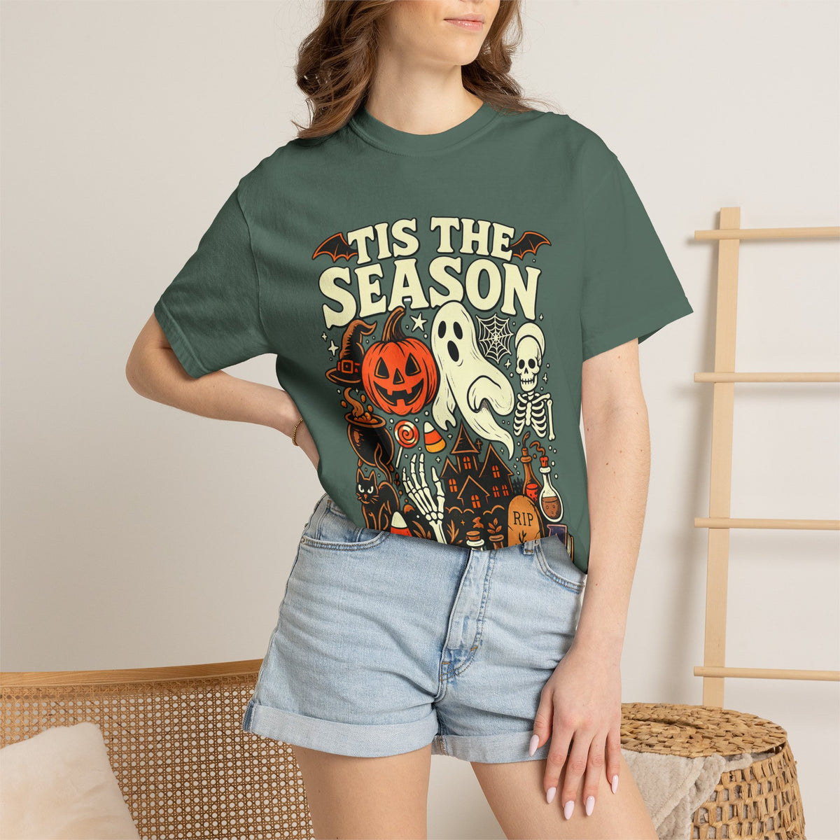 Tis the Season Spooky Halloween Comfort Colors Graphic Tee