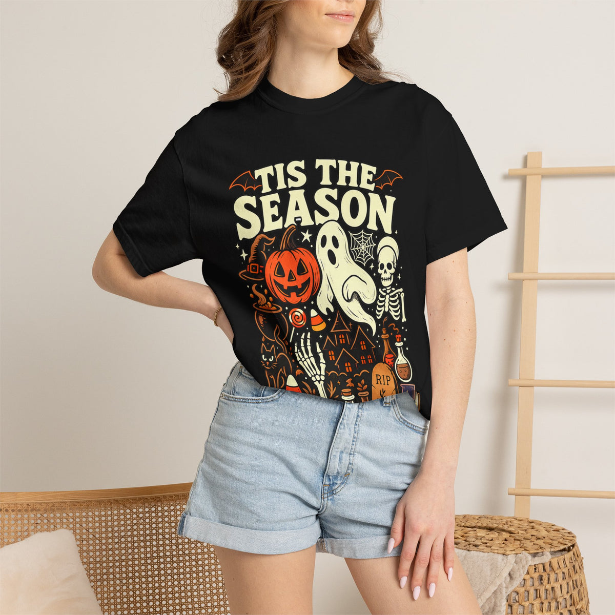 Tis the Season Spooky Halloween Comfort Colors Graphic Tee