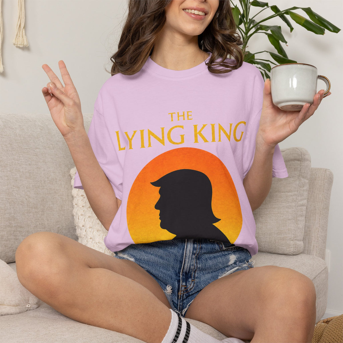 The Lying King Political Satire Comfort Colors T-Shirt