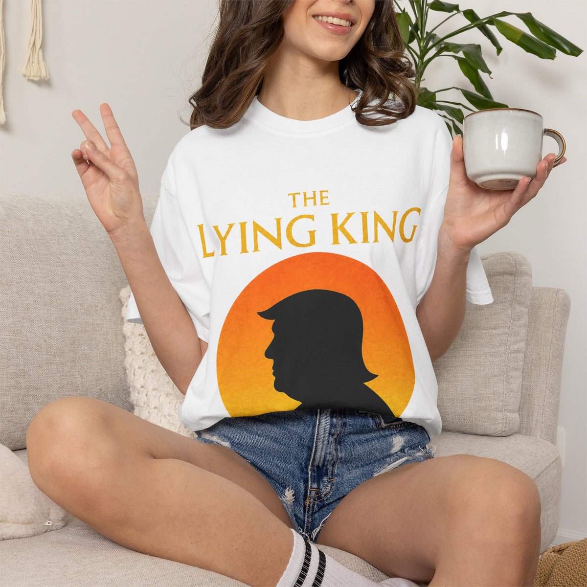 The Lying King Political Satire Comfort Colors T-Shirt
